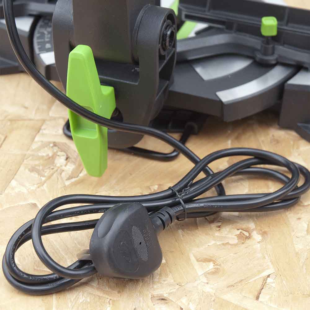 Evolution F210CMS 210mm Kapp- und Gehrungssäge mit TCT-Multi-Material-Sägeblatt